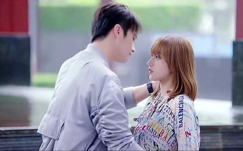 白衣男神吃瓜,揭秘娱乐圈幕后真相