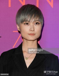 明星未修照片,未修照片下的真实风采