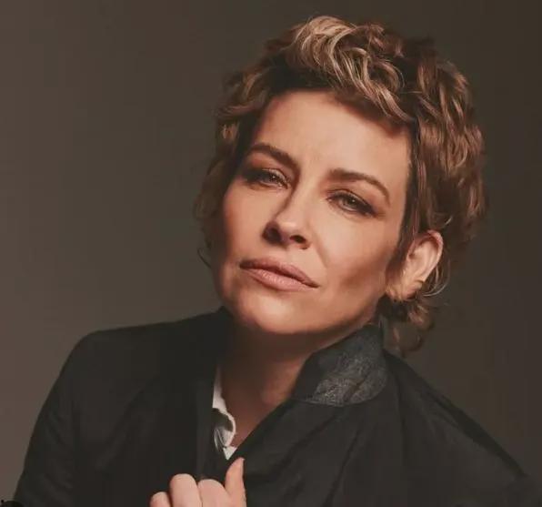 好莱坞明星杰,好莱坞璀璨星辰的璀璨人生