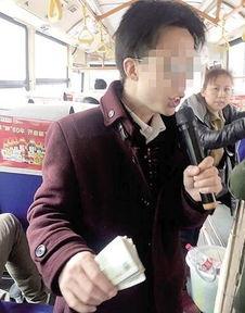 小伙子唱歌吃瓜,小伙子独特演绎引发网友热议