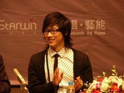 明星谈张佑赫,明星眼中的魅力舞者与音乐才子